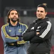 Arteta shuts down Raya La Liga exit talk with beach jibe
