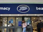 Boots slashes £84 e.l.f Beauty Icons makeup gift set to £35
