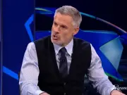 Carragher slams Martinez for 'awful' Man Utd board rant