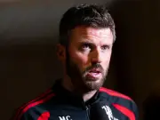 Carrick urged to drop Fernandes after Como outburst as Rooney backs break
