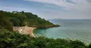 Channel Islands autumn breaks: luxury hotels near beaches from £17 flights