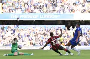 Chelsea 2-0 Bournemouth: Palmer Contract, Henderson Goal, Live Blog