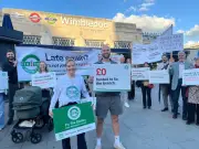 District line misery forces some commuters to switch jobs