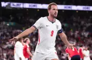 England 3-0 Czech Republic: Kane's brace seals Nations League win