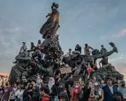 France protests: youth movement hits streets over schools
