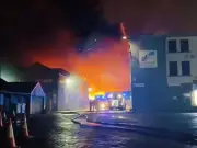Glasgow scrapyard fire: Blaze on South Street as residents report explosions