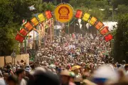 Glastonbury 2027: Coach tickets oversold due to 'admin error'