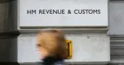 HMRC issues vaping rule warning for UK travellers