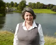 Jane Brown obituary: Garden historian who revived interest in the subject dies at 87