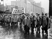Jarrow Crusade descendants mark 90th anniversary with Westminster petition