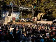 Led Zeppelin's Robert Plant stuns fan at free gig
