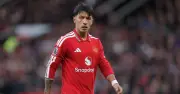 Lisandro Martinez's Man Utd future in doubt after contract twist