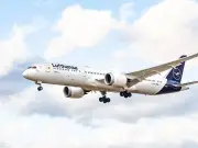 Man arrested after trying to open Lufthansa plane door mid-flight