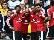 Man United draw at Leeds gives Carrick hope despite winless run