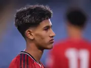 Man Utd wonderkid JJ Gabriel trains in Barcelona amid transfer saga