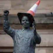 Mandela statue gets Glasgow's traditional traffic cone welcome