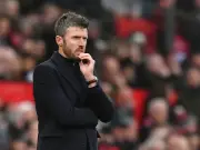 Neville slams Man United players as Carrick job hangs by thread