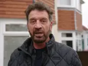 Nick Knowles tells family to leave unsafe home on DIY SOS