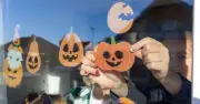 Police issue 'window rule' banning trick-or-treaters this Halloween