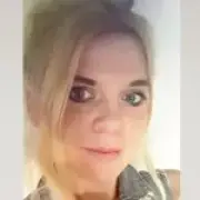 Pregnant mum 'was alive when fire was started', court hears