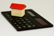 Property industry braces for interest rate hike as mortgage deals disappear