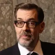 Richard Osman Angers Birdwatchers Over Swift Worm Error in New Book
