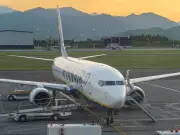 Ryanair cancels 1,000 flights after ATC 'collapse' blamed