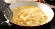 Scrambled eggs more tender with 1 ingredient before cooking—not milk