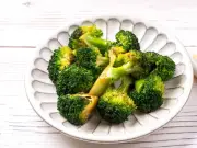 Stop Boiling Broccoli: Pan-Fry for a Real Flavour Boost