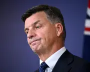 Taylor's immigration plan shifts Australian politics rightward