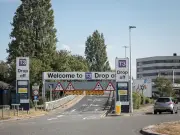 UK government to review airport drop-off fees after RAC finds rise