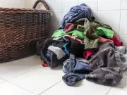 Young adults avoid laundry for weeks as they don’t know how to use washer